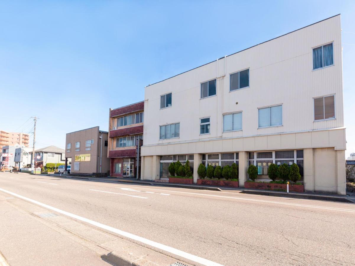 Tabist Business Hotel Chitose Kashiwazaki Exterior foto